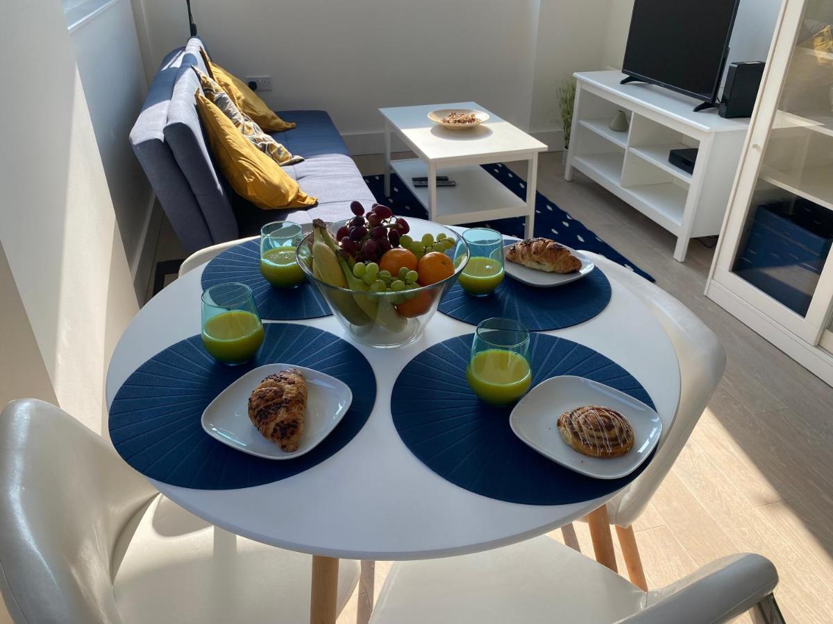 Central Location, Parking, Wi-Fi, Modern Apartment Milton Keynes Eksteriør billede